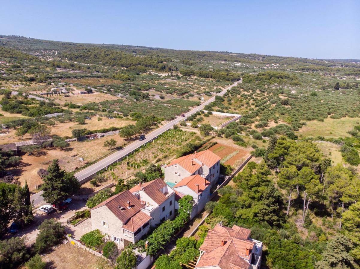 Apartments Jakov Mirce Exterior foto